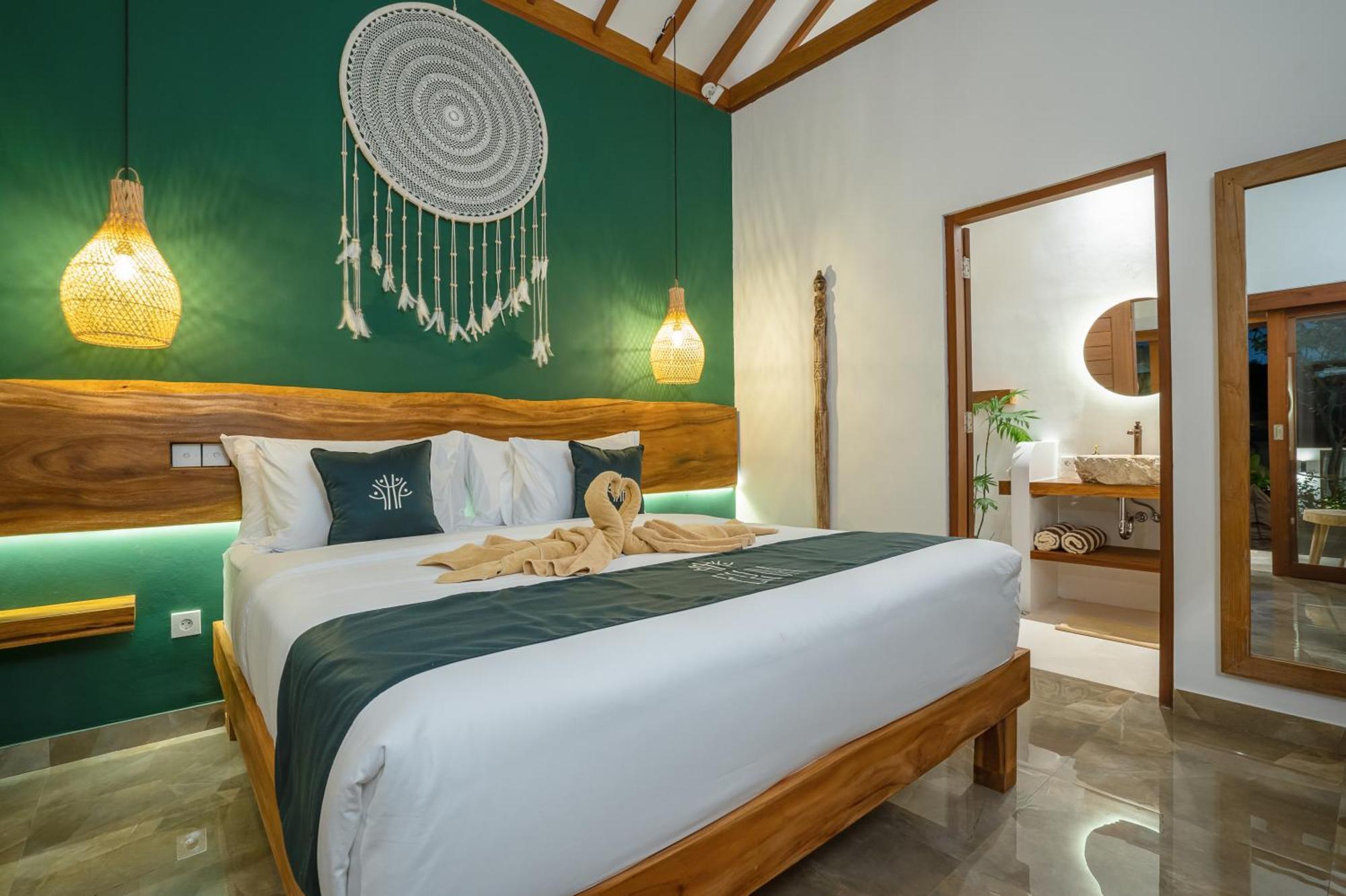 Ehoa Bali Nyanyi Boutique Hotel - In Front Of Entrance To Nuanu Tanah Lot Esterno foto