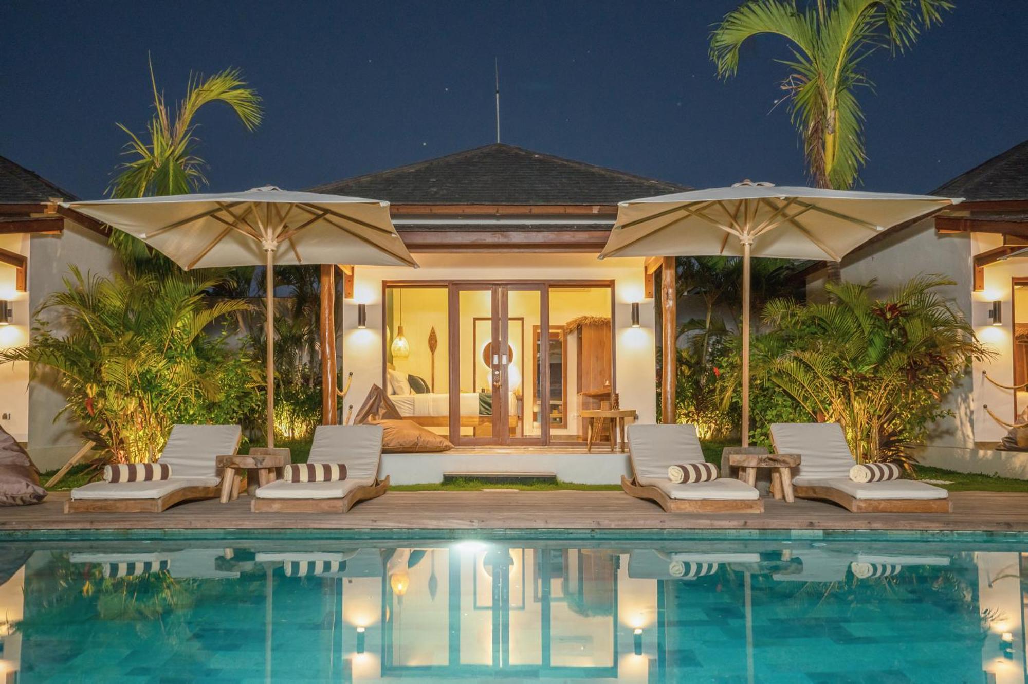 Ehoa Bali Nyanyi Boutique Hotel - In Front Of Entrance To Nuanu Tanah Lot Esterno foto