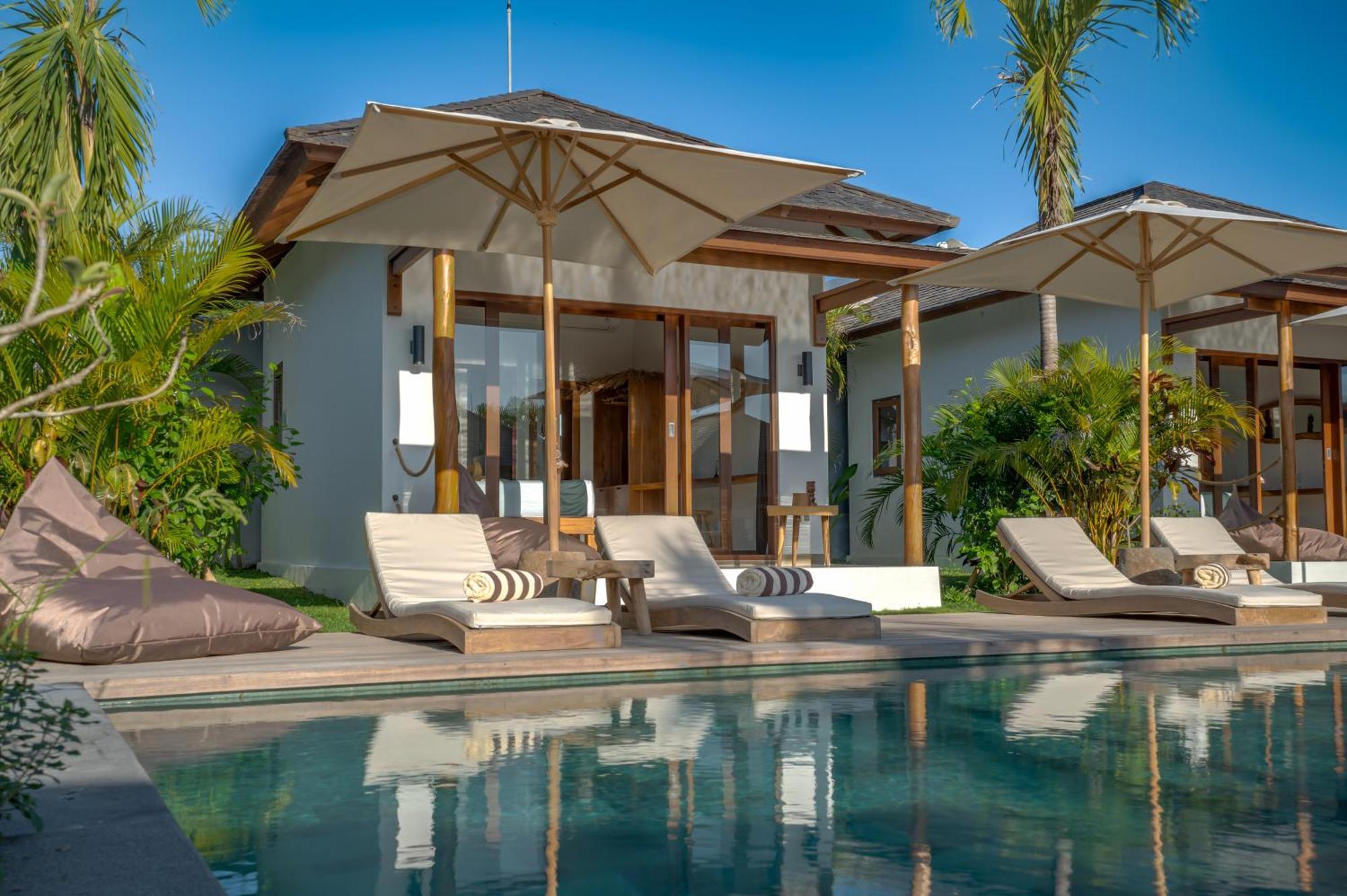 Ehoa Bali Nyanyi Boutique Hotel - In Front Of Entrance To Nuanu Tanah Lot Esterno foto
